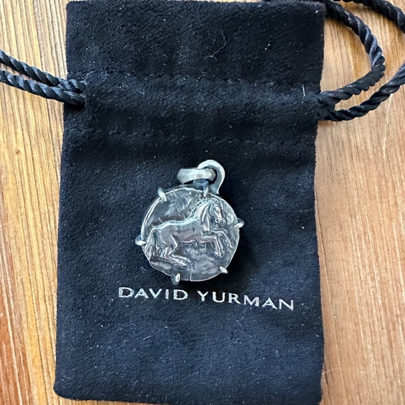 David Yurman sterling silver coin Petrvs horse amulet pendant - Picture 1 of 2